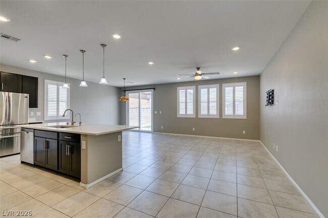 Building Photo - 9726 Cluny Ave