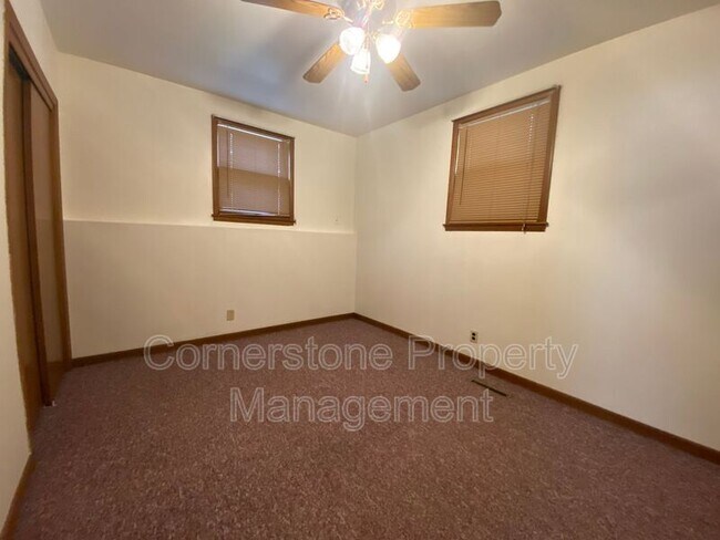 Foto del edificio - 848 S 19th St