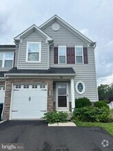 Building Photo - 1722 Lydia Dr