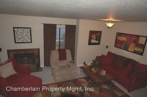 Building Photo - 6922 Carnation Dr