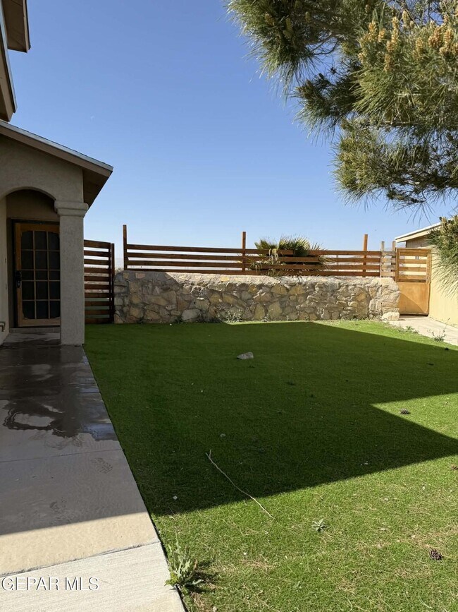 Foto del edificio - 10405 Canyon Sage Dr