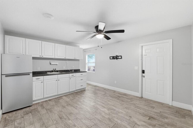 Building Photo - 15509 Casey Rd Ext