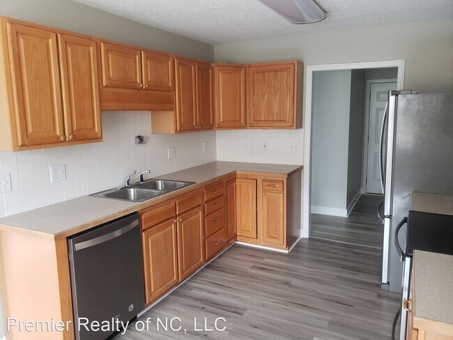 Foto del edificio - 3 br, 2 bath House - 164 Pepperstone Dr
