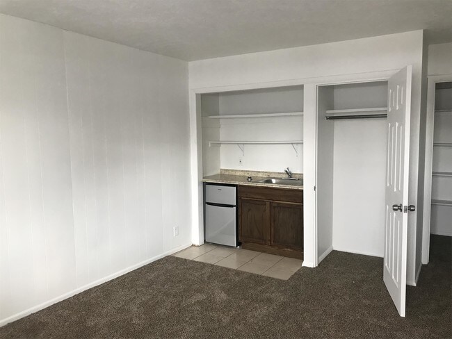 Foto del edificio - 3460 Brinker Ave