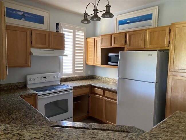 Building Photo - 3015 Bonfire Beach Dr