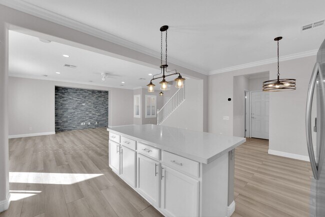 Foto del edificio - Upgraded 3 Bedrooms, 2.5 Bathrooms home in...