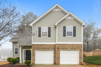 Building Photo - 202 Oakwood Pl