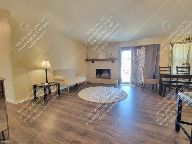 Building Photo - 3 br, 2 bath House - 3520 Roanoke Dr