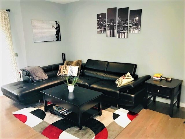 Large living - 161 Grove St