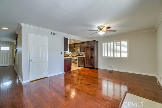 Foto del edificio - 15034 Gale Ave