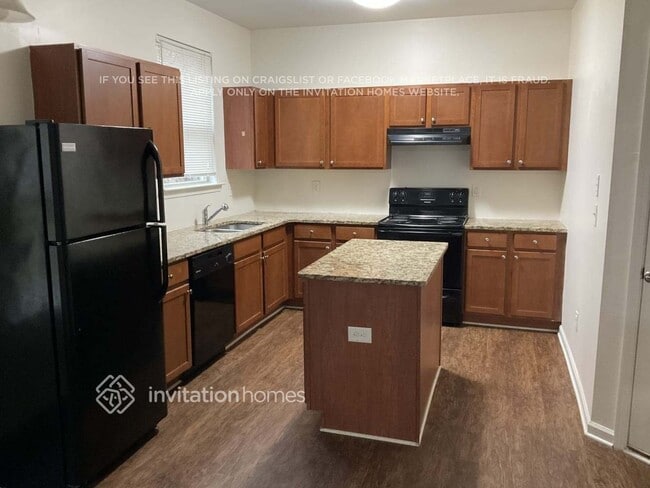 Foto del edificio - 1472 Ewing Farm Dr