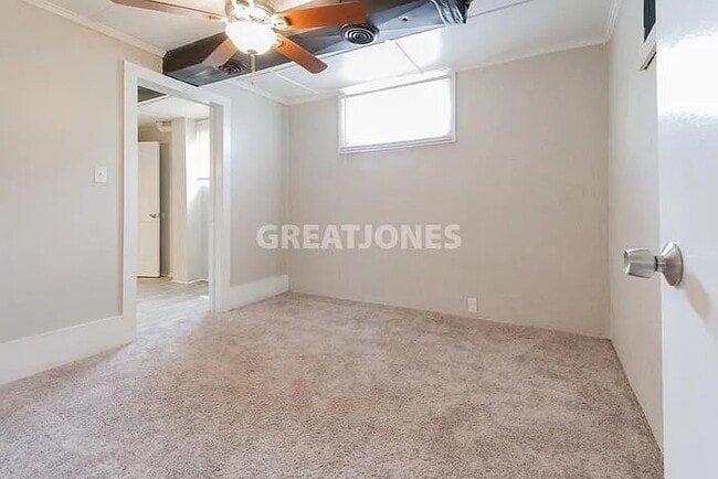 Foto del edificio - 5511 N Main St