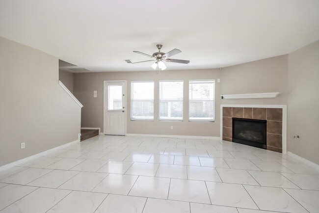 Building Photo - 7310 Fox Scene Dr