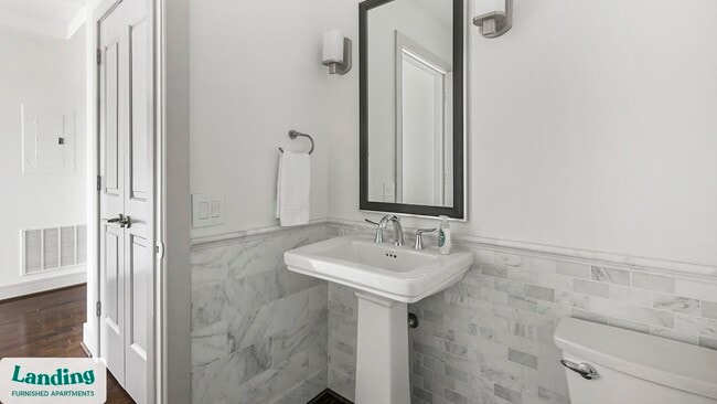 Foto del edificio - 777 Preston St