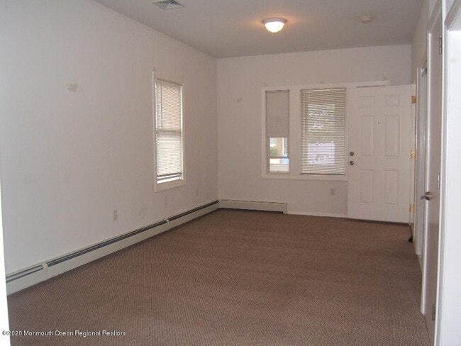 Building Photo - 59 Waterwitch Ave