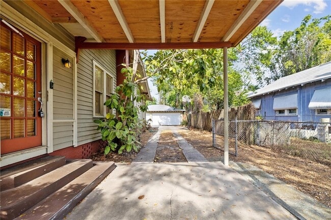 Foto del edificio - 113 W Powhatan Ave