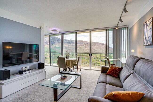 Foto del edificio - 84-740 Kili Drive-SI FL10-ID1605899P