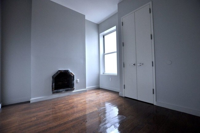 Building Photo - 911 Jefferson Ave