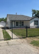 Building Photo - 1131 Belvan Ave