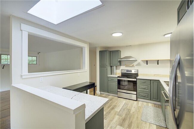 Foto del edificio - 816 NE 120th St