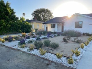 Front - 6308 Costello Ave