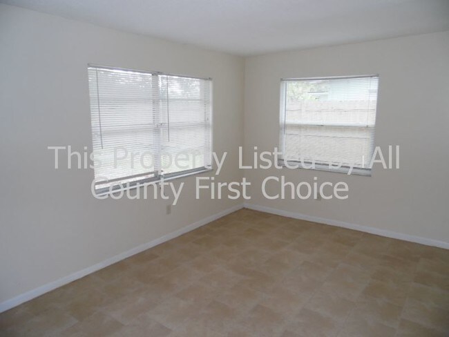 Foto del edificio - 3053 Park Ln