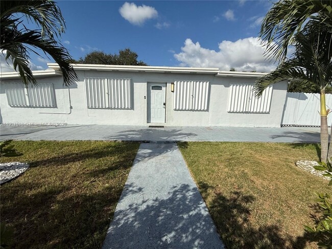 Foto del edificio - 22020 SW 114th Ave