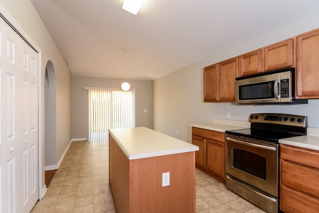 Foto del edificio - 17036 Lixberry Way