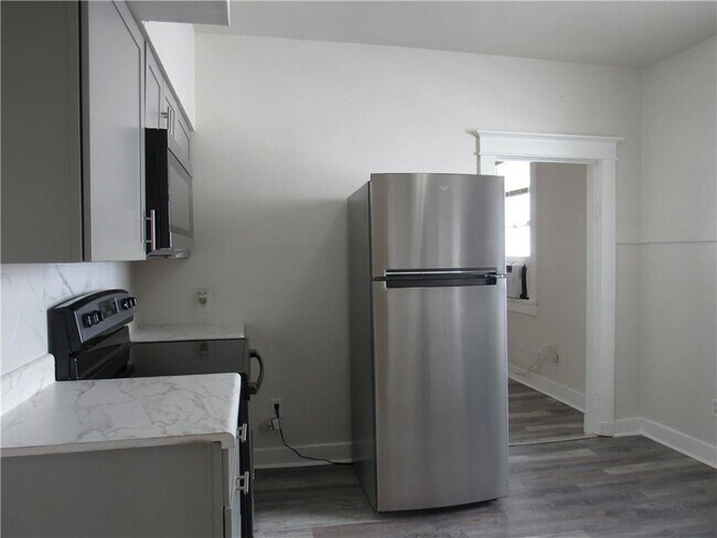 Foto del edificio - 2435 George Nick Connor Dr