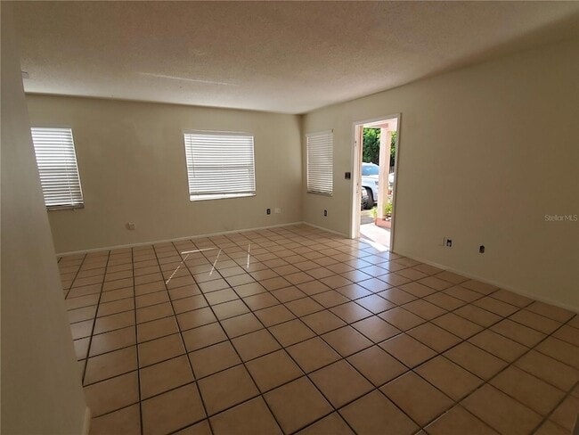 Foto del edificio - 1630 Redwood St