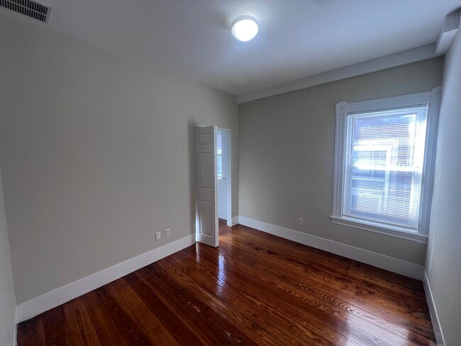 Foto del edificio - 60 Brookside Ave