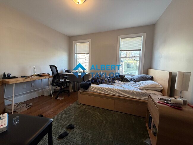 Building Photo - 275 Parker Hill Ave