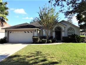 Building Photo - 633 Battlegate Ln