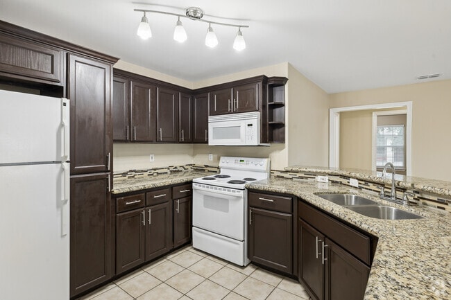 3BA - 2BA - 1,320SF - Kitchen - Villas De Nolana