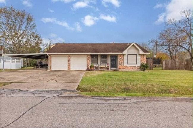 Building Photo - 526 Bay Colony Dr