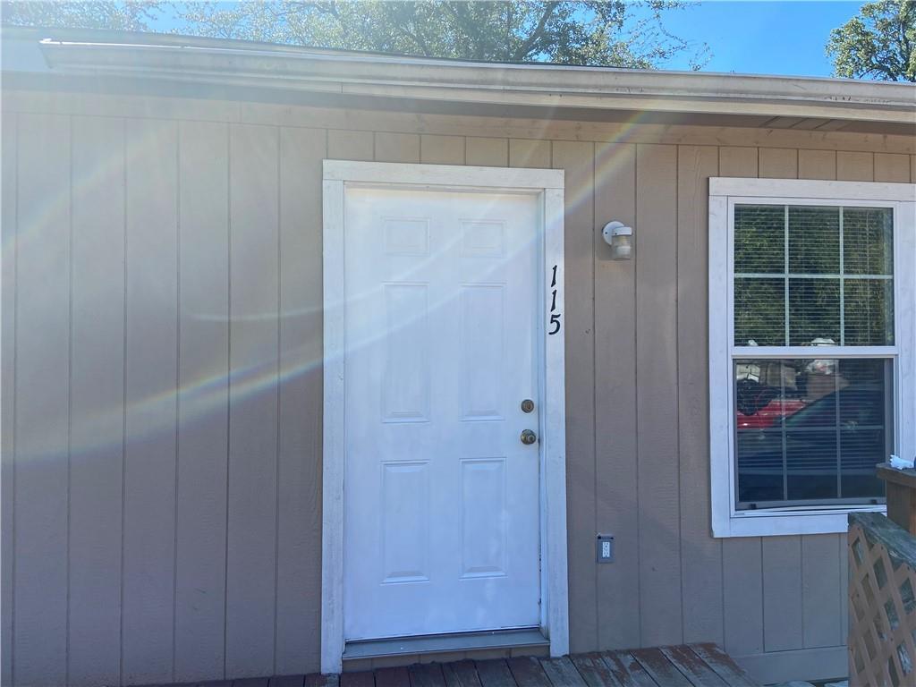 Foto principal - 23393 Nameless Rd