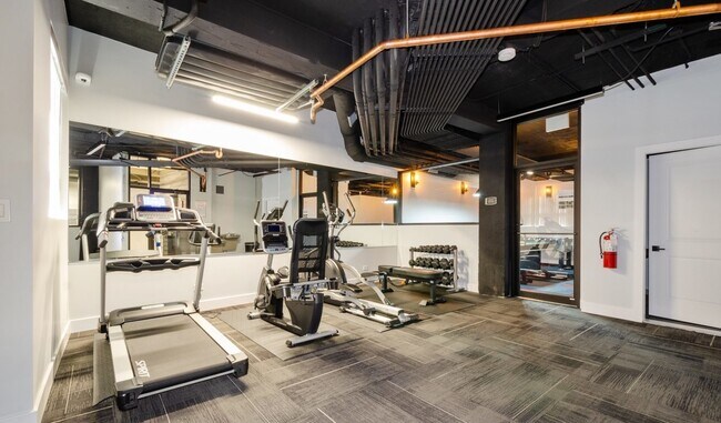 Foto del edificio - 7645 N Sheridan Rd