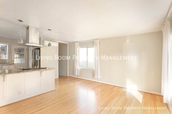 Photo - 2935 SE 77th Ave House