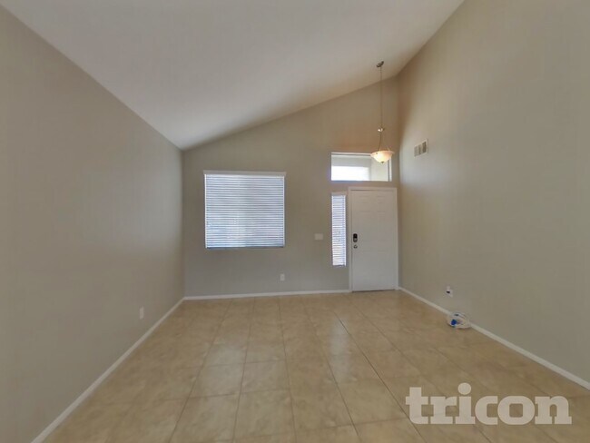 Foto del edificio - 6309 Sereno Springs St