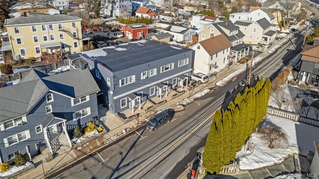 Foto del edificio - 197 Grand St