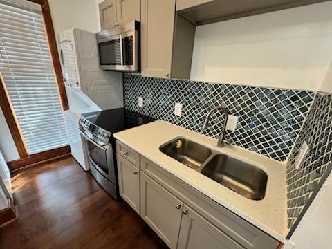 Building Photo - 1 bedroom in Jacksonville FL 32205