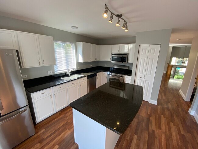 Foto del edificio - 2647 Woodmere Dr