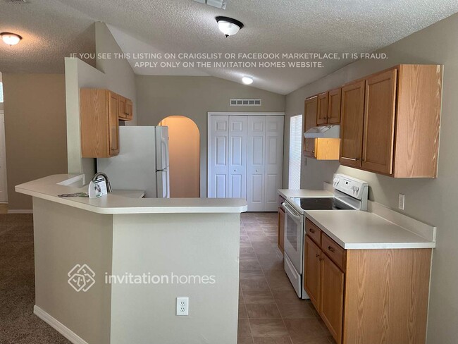 Foto del edificio - 1786 Hearth Street