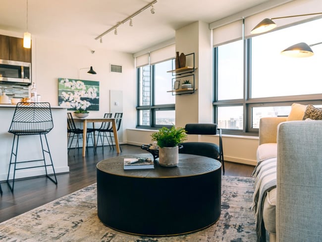 Building Photo - 340 W Hubbard St