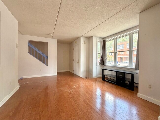 Foto del edificio - 26 Ellingwood St