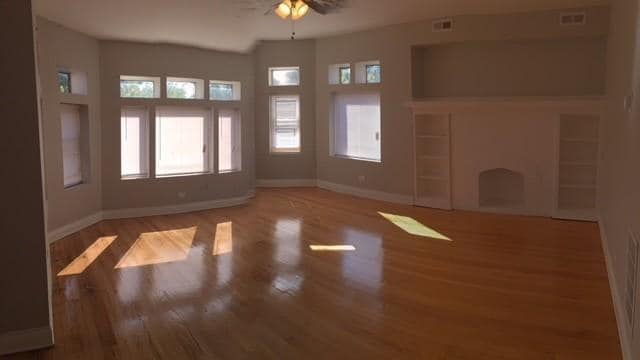 Building Photo - 4 bedroom in Chicago IL 60620