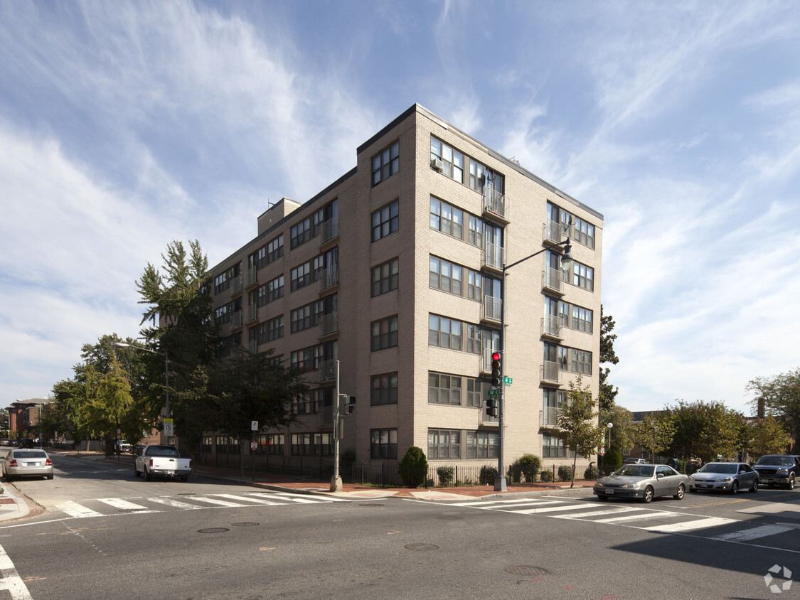 Foto del edificio - LeDroit Apartments