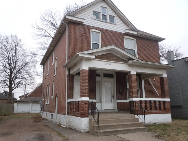 Building Photo - 2308 State St