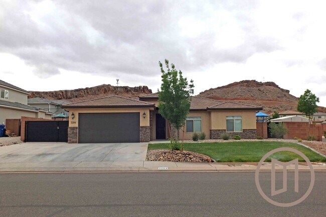 Building Photo - Beautiful home in Little Valley