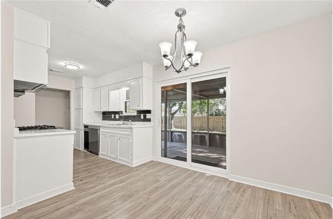 Building Photo - 4123 Cedar Gardens Dr